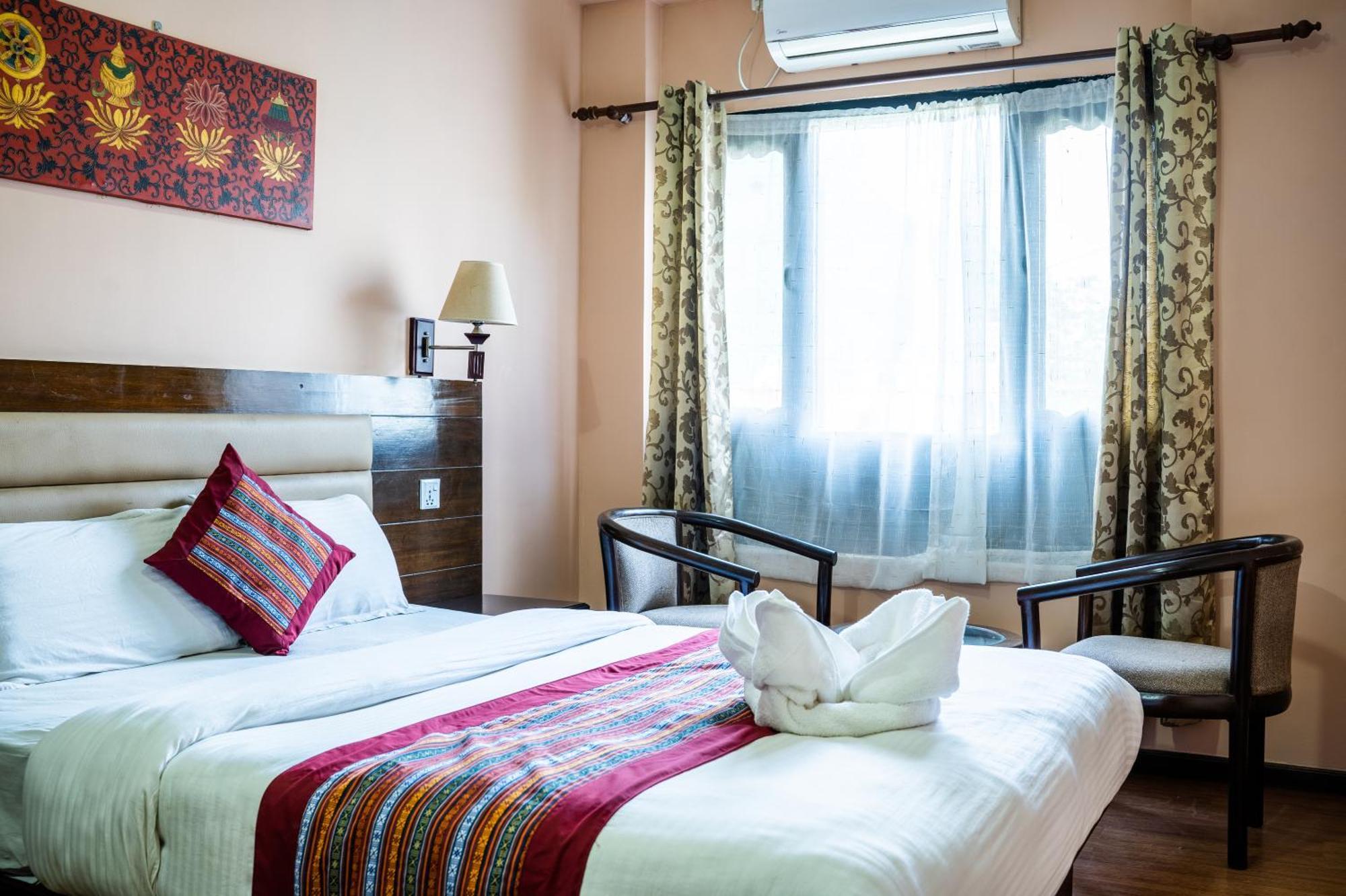 Hotel Namtso Катманду Екстер'єр фото