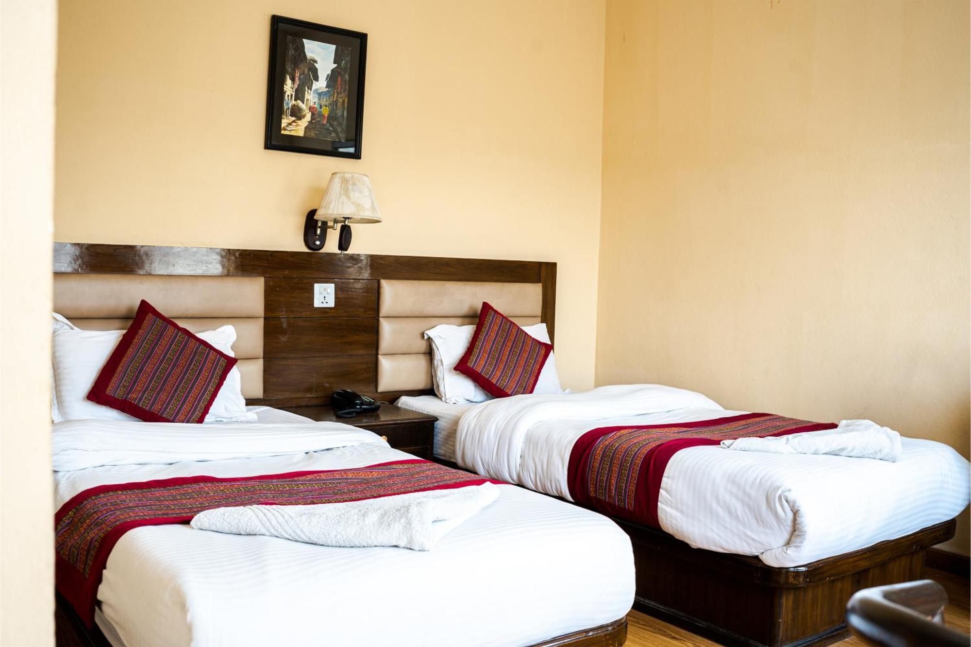 Hotel Namtso Катманду Екстер'єр фото