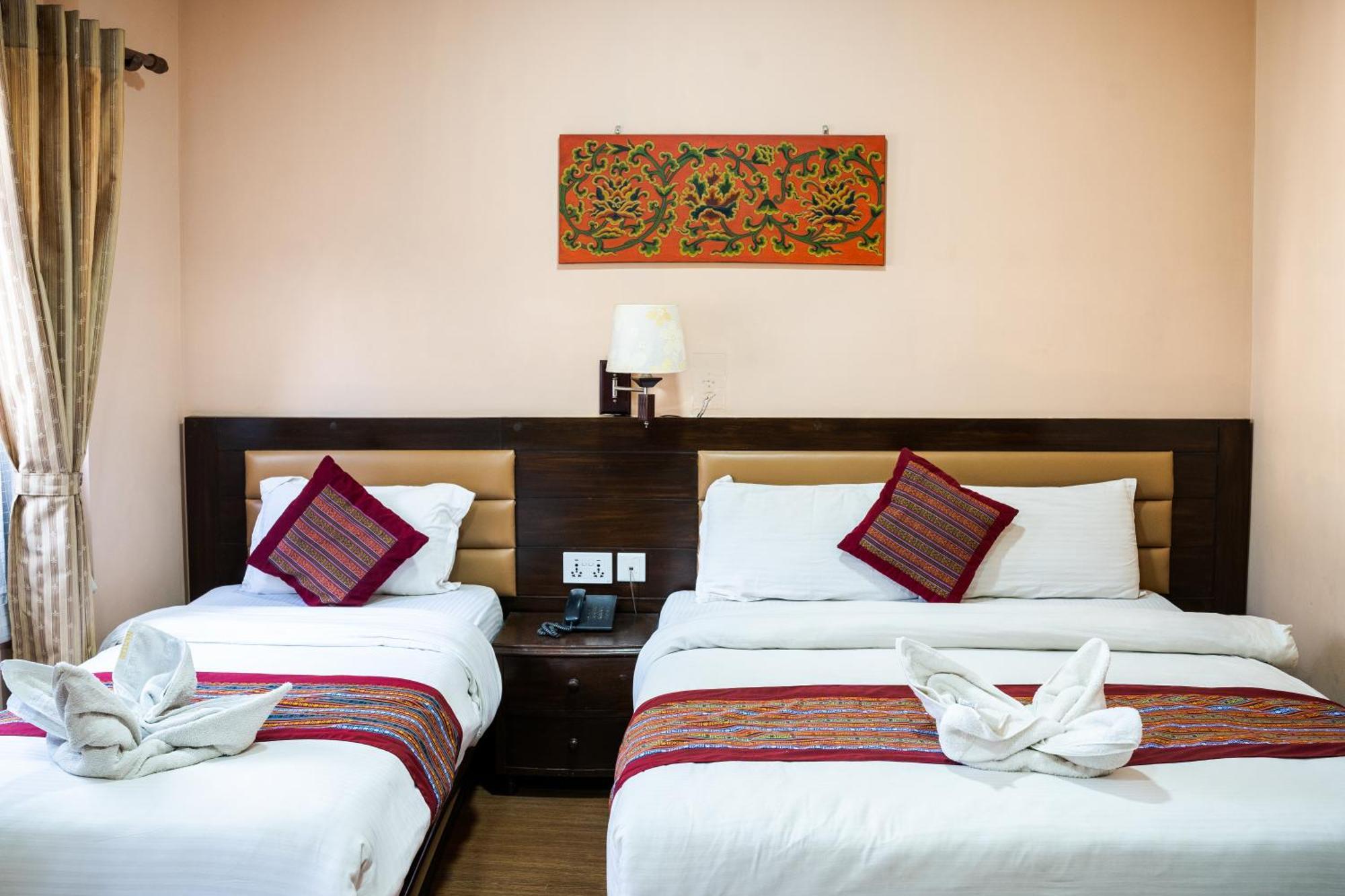 Hotel Namtso Катманду Екстер'єр фото