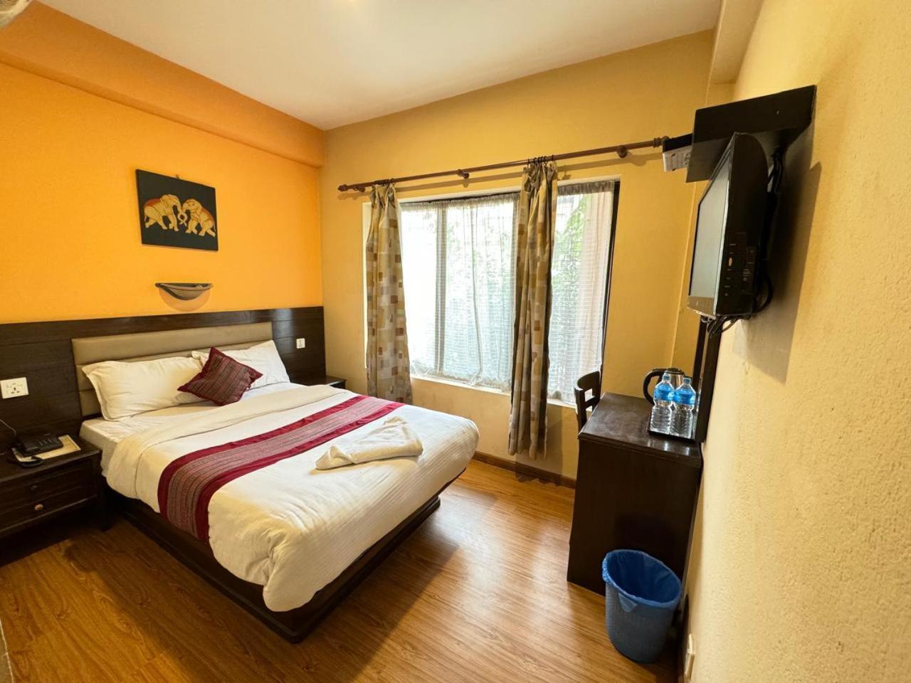 Hotel Namtso Катманду Екстер'єр фото